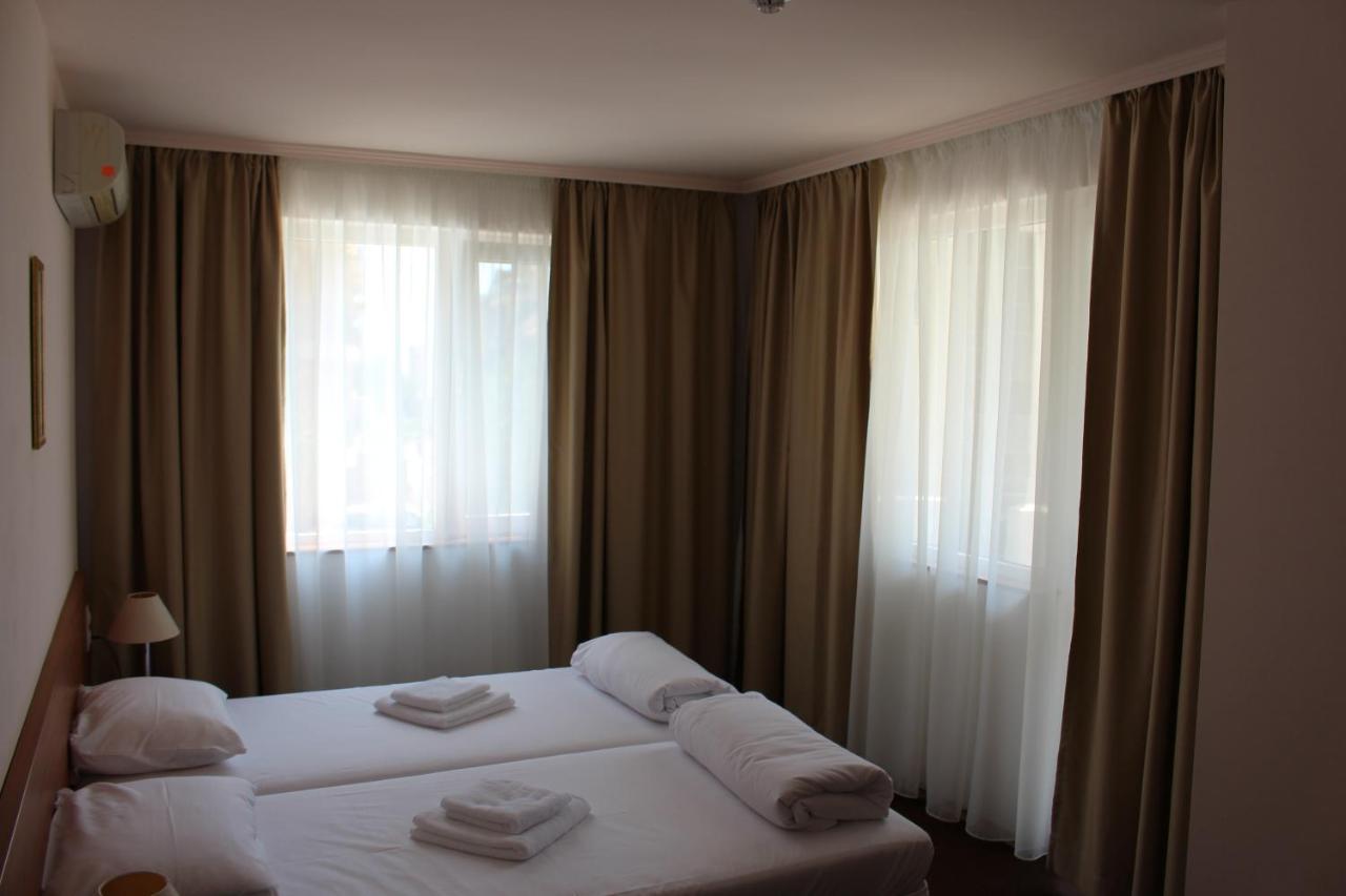 Arlanda Hotel Sveti Vlas Exterior foto
