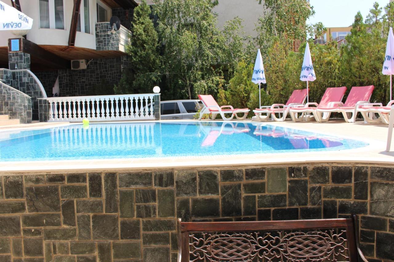 Arlanda Hotel Sveti Vlas Exterior foto