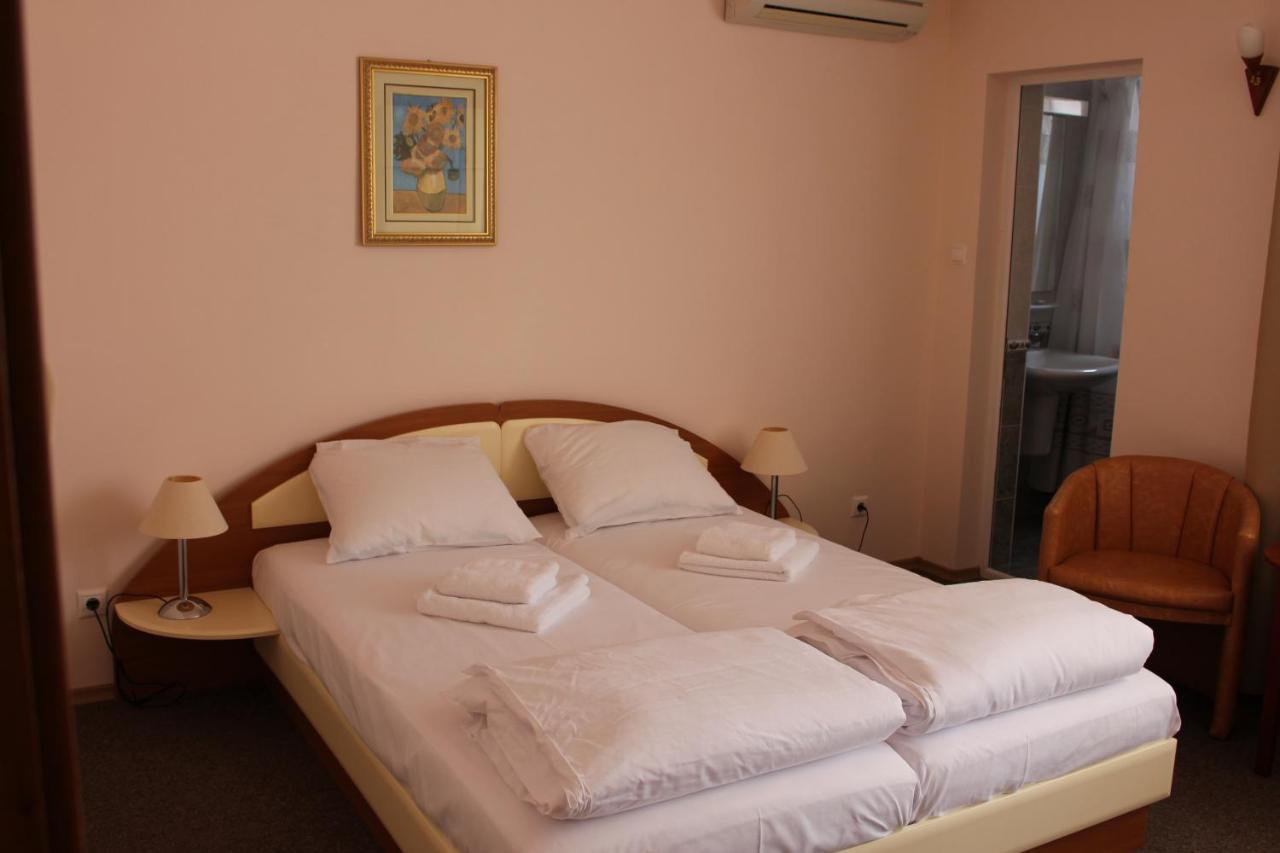 Arlanda Hotel Sveti Vlas Exterior foto