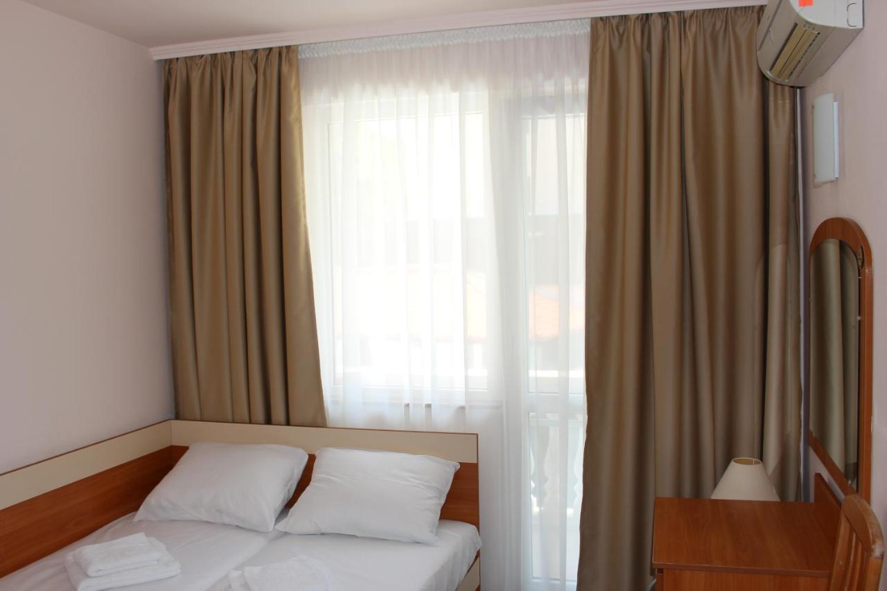 Arlanda Hotel Sveti Vlas Exterior foto