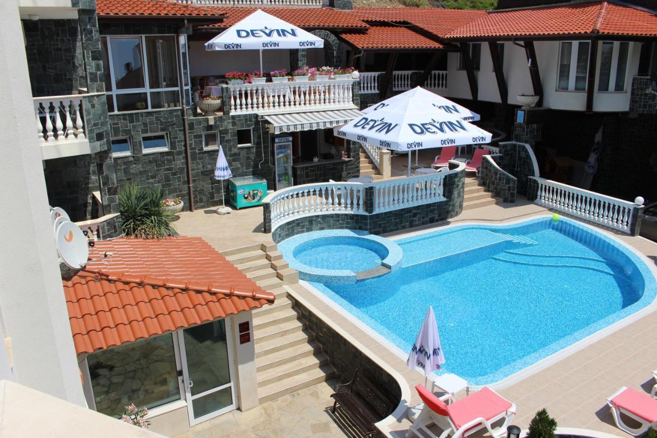 Arlanda Hotel Sveti Vlas Exterior foto