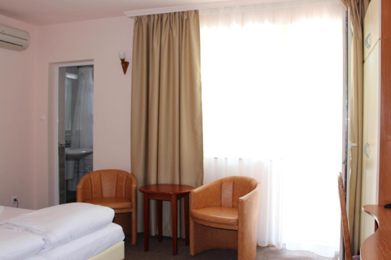 Arlanda Hotel Sveti Vlas Exterior foto