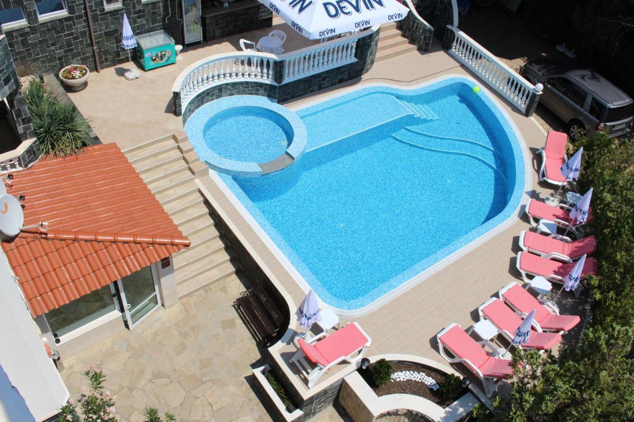 Arlanda Hotel Sveti Vlas Exterior foto